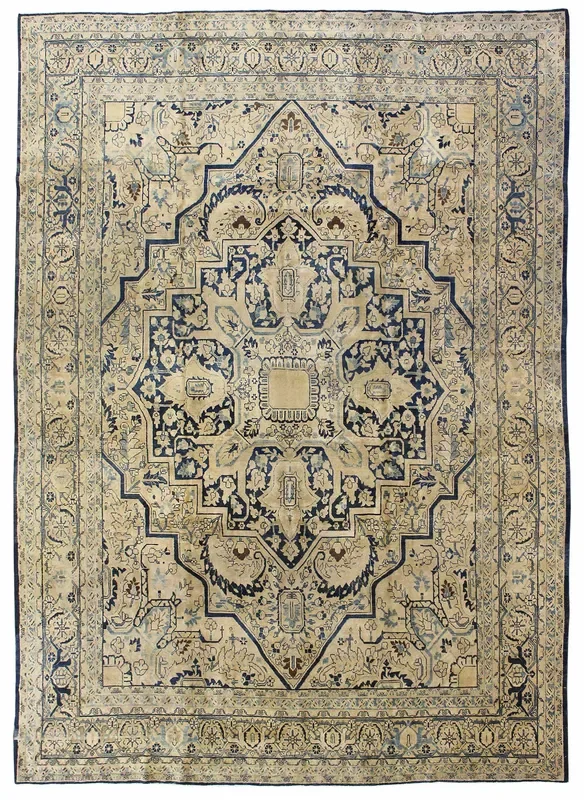 Antique Heriz Handwoven Tribal Rug, J45112