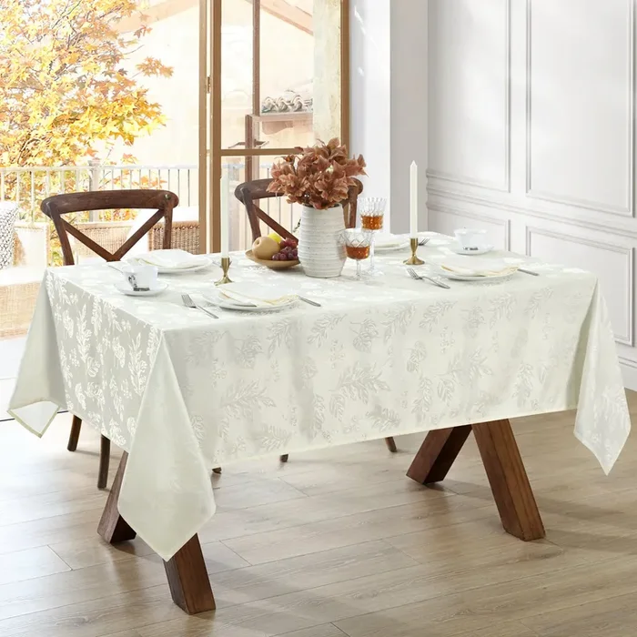 Elegant Woven Leaves Jacquard Damask Tablecloth