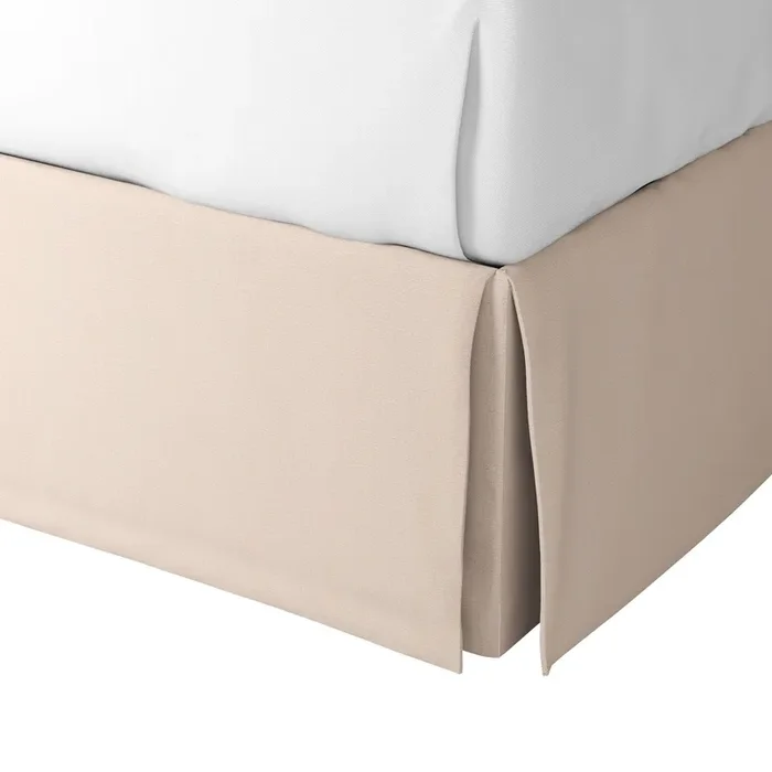Tailored Bedskirt in Slubby Linen – Cashmere